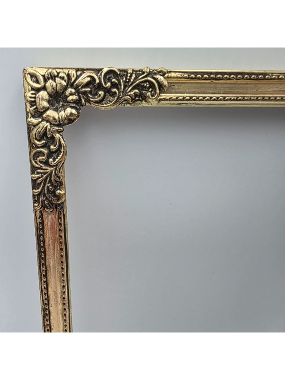 Antique Gold Ornate Metal Picture Frame With Floral Corner Details 7" x 9"
